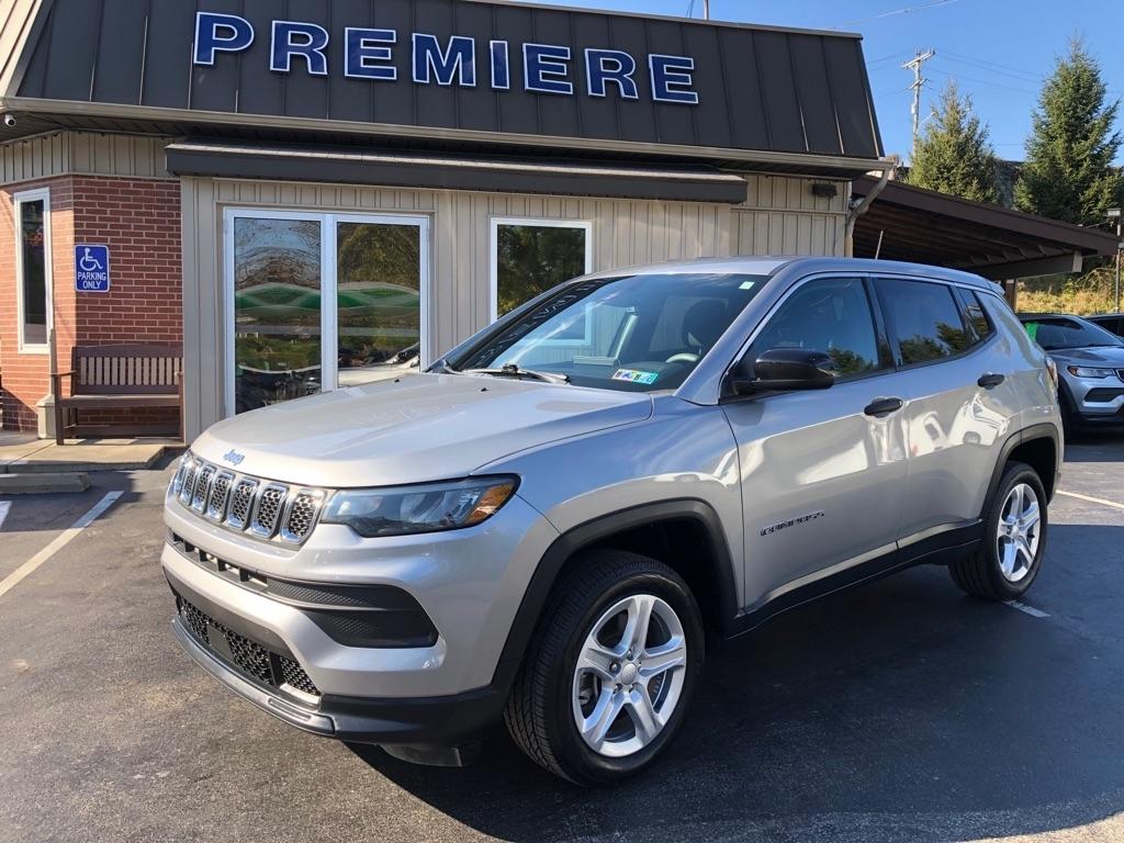 2023 Jeep Compass photo 10 of 36
