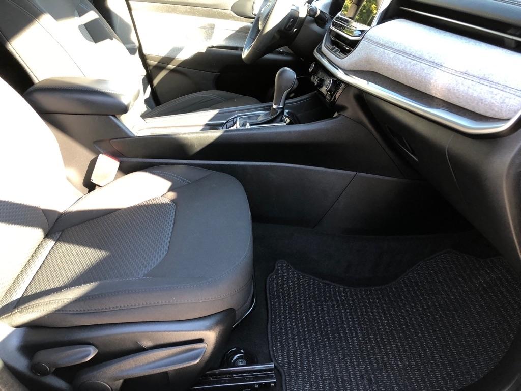 2023 Jeep Compass photo 24 of 36