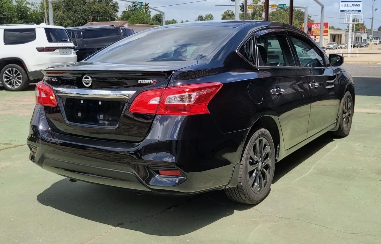 2018 Nissan Sentra SR - Image 5