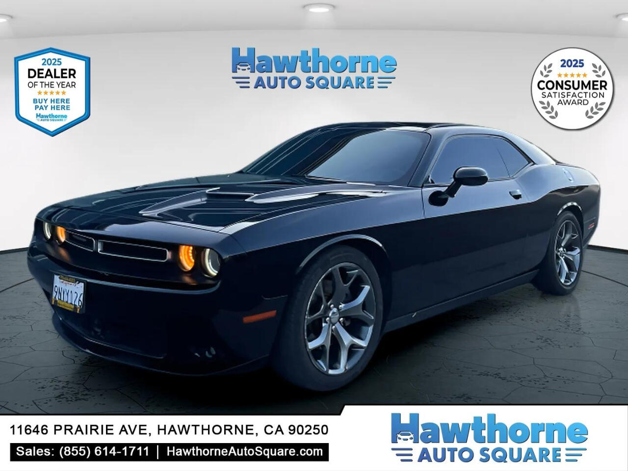 2016 Dodge Challenger SXT's photo