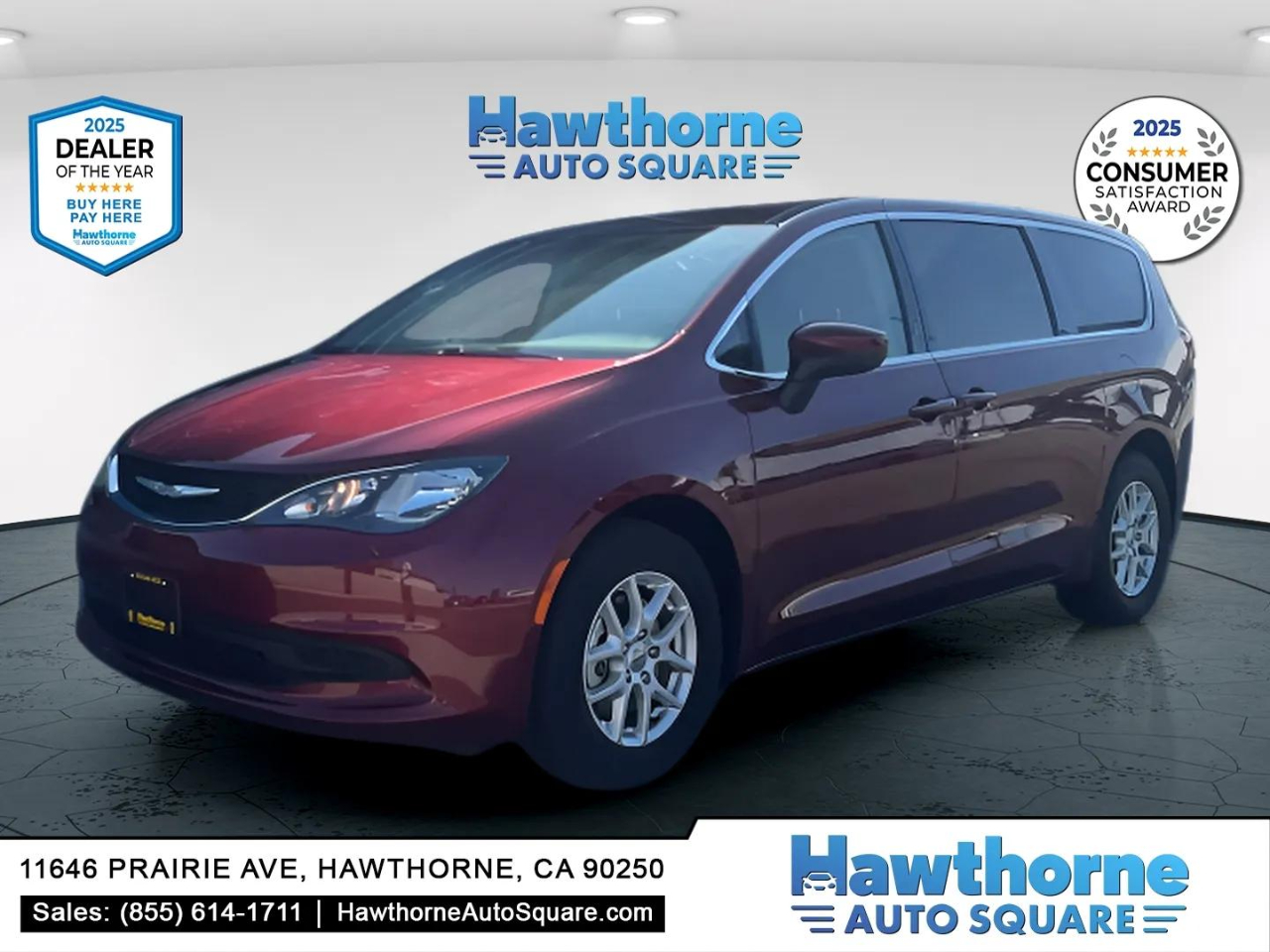 2021 Chrysler Voyager LX's photo