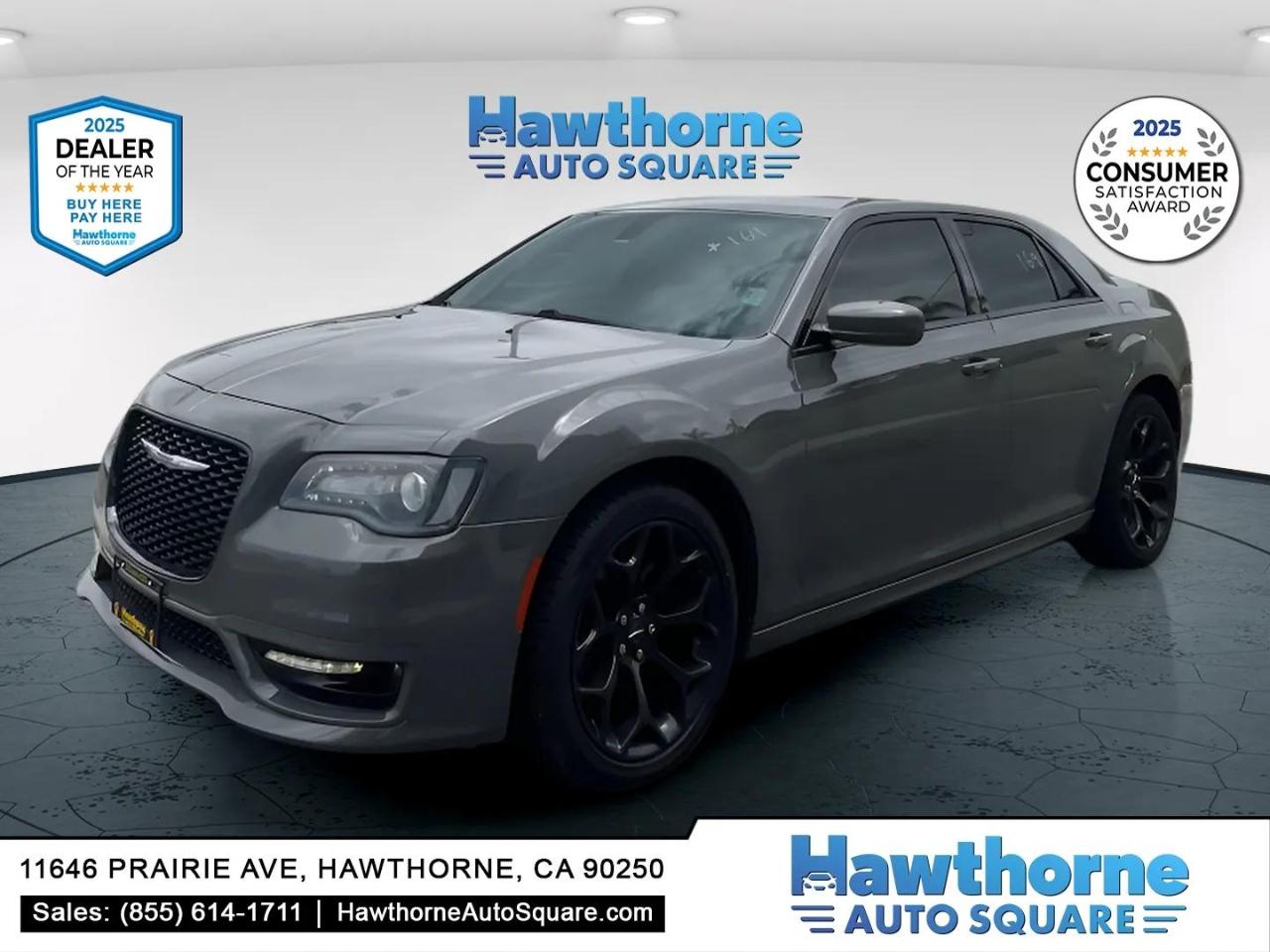 2019 Chrysler 300 S's photo