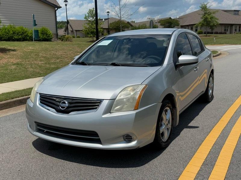 2010 Nissan Sentra's photo