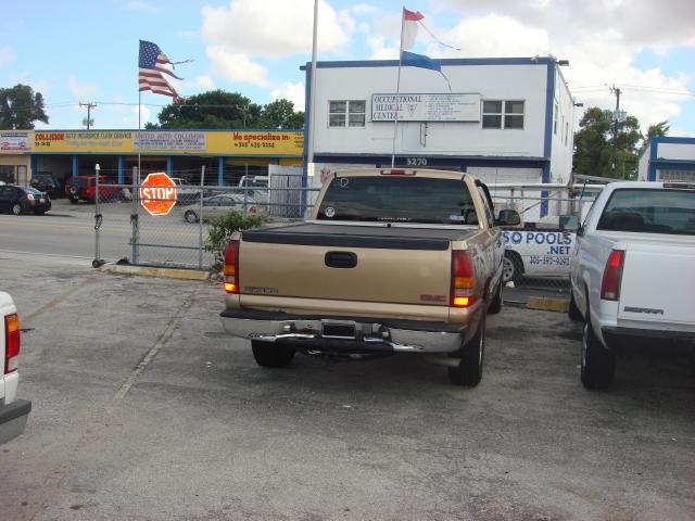 2001 GMC Sierra 1500 SL Ext. Cab Short Bed 2WD