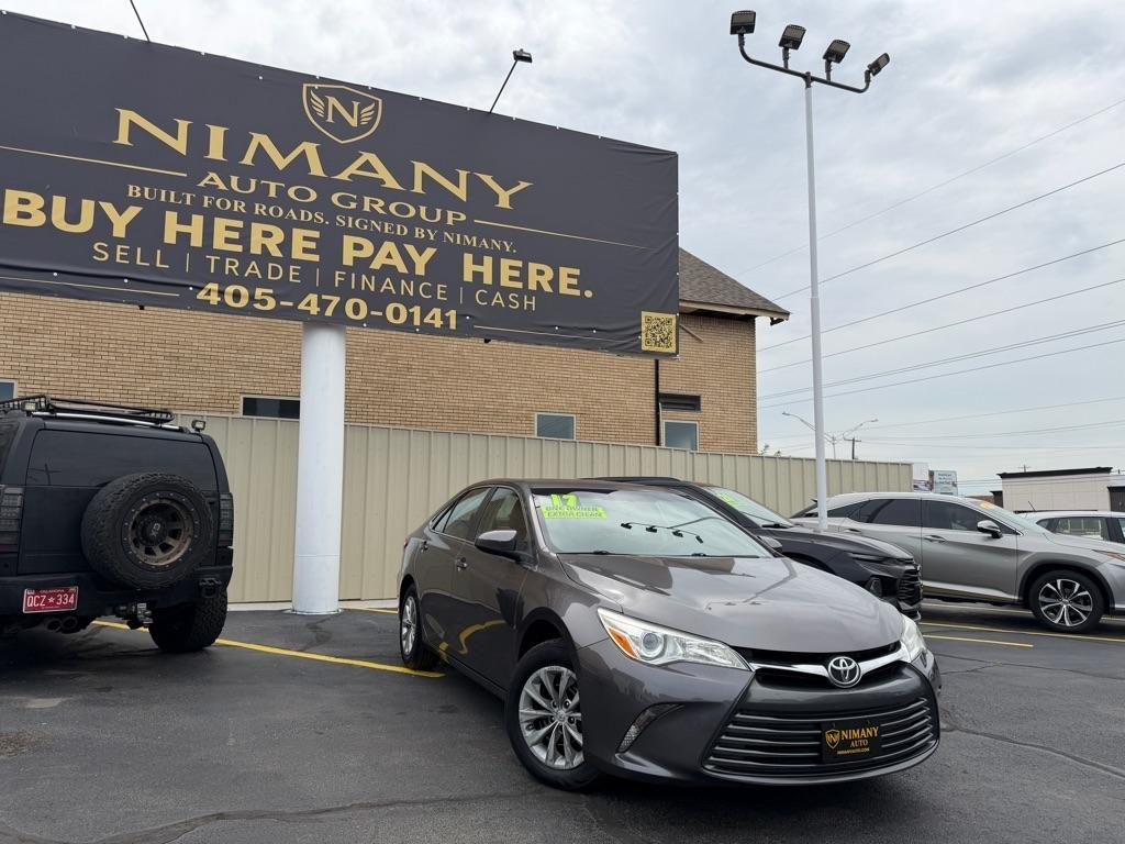 2017 Toyota Camry 2.5 Auto LE's photo