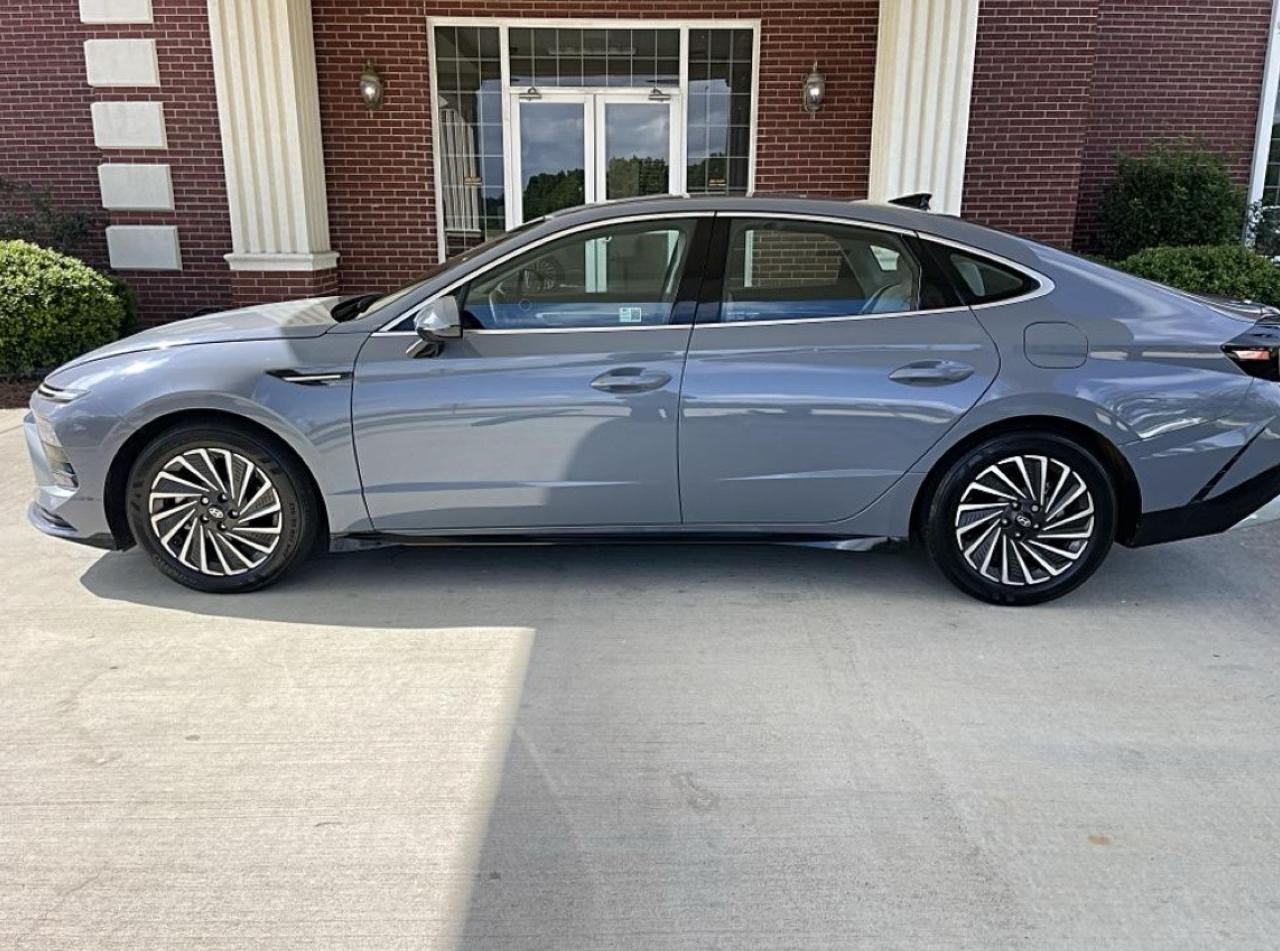 2024 Hyundai SONATA Hybrid SEL - Image 5