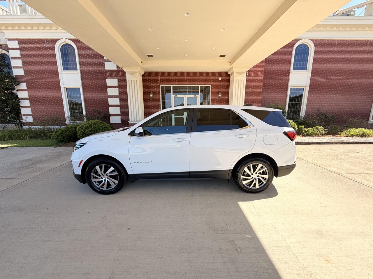 2024 Chevrolet Equinox LT - Image 5