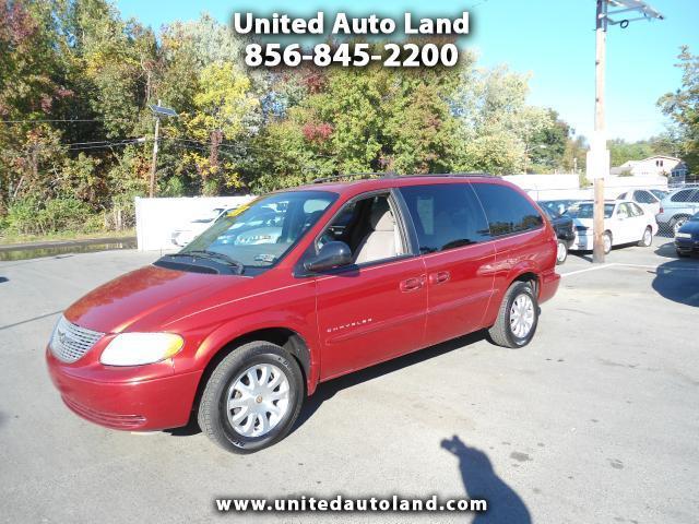 2001 Chrysler Town & Country eX