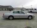 2004 Lincoln Town Car