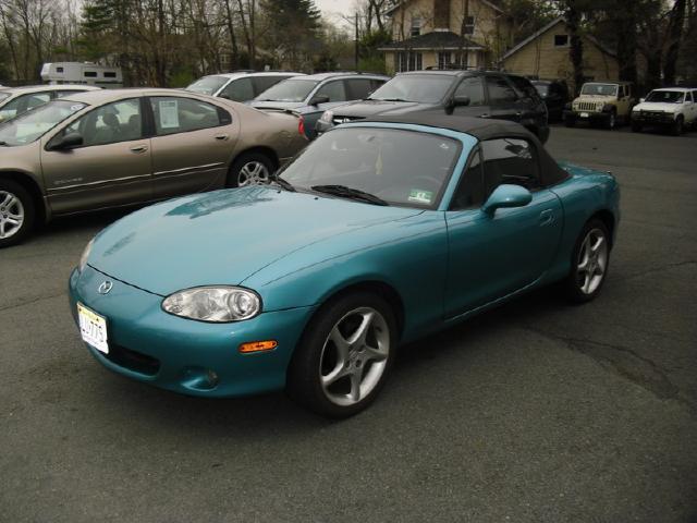 2003 Mazda MX-5 Miata