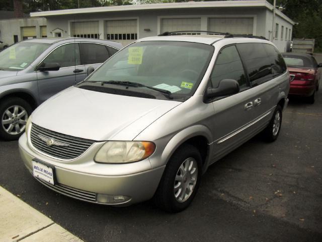 2002 Chrysler Town & Country