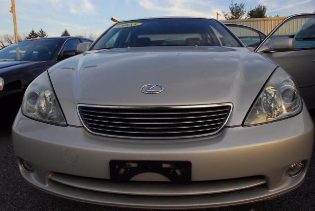 2005 Lexus ES 330 Sedan