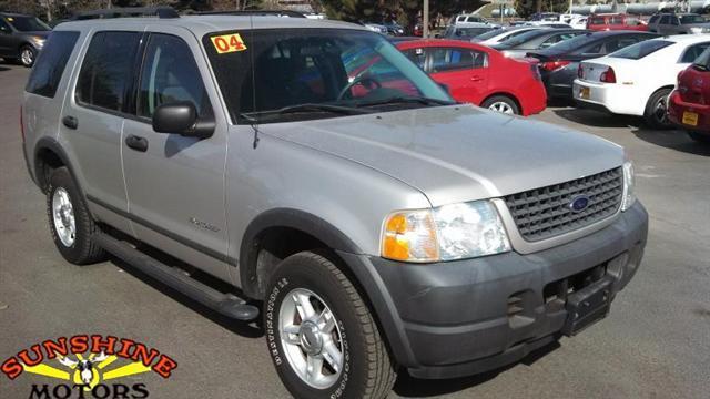 2004 Ford Explorer