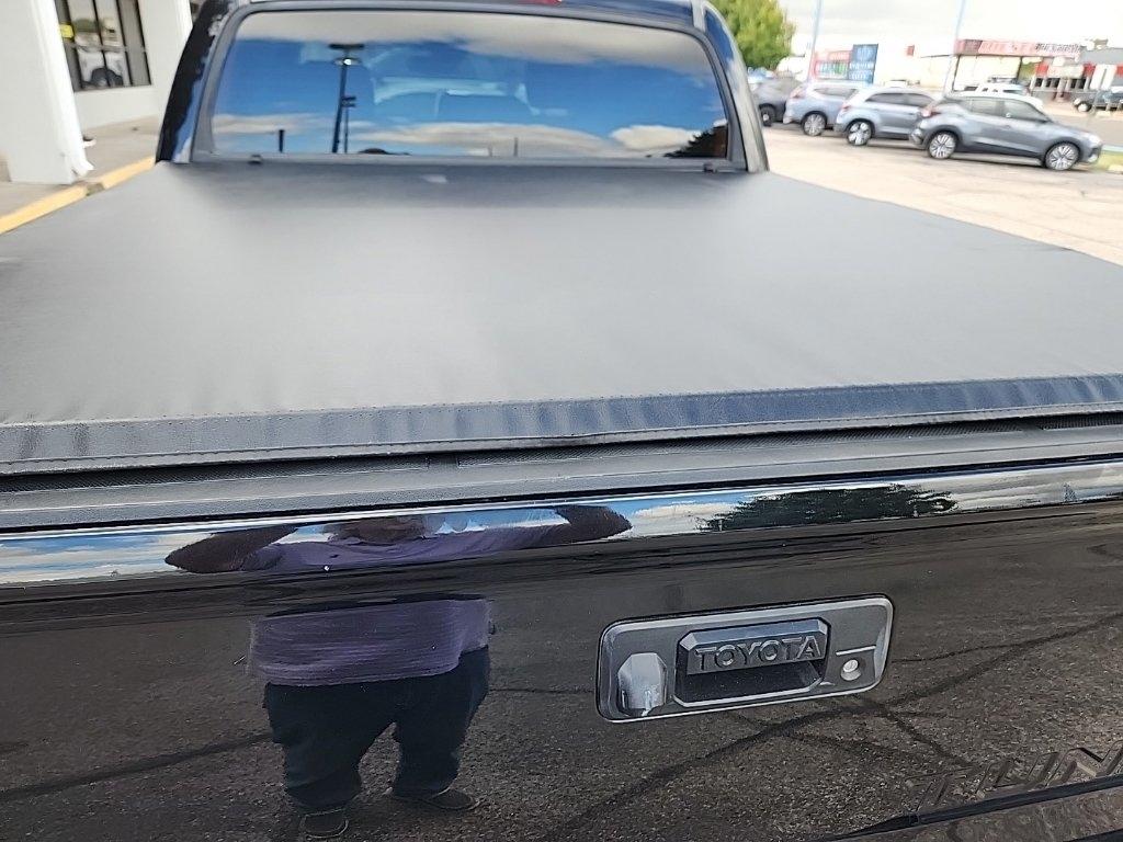 2018 Toyota Tundra photo 5 of 17