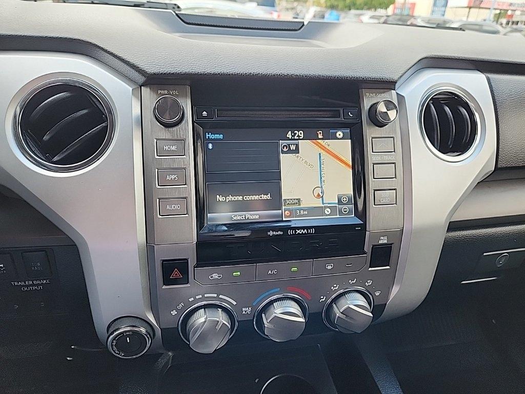 2018 Toyota Tundra photo 14 of 17