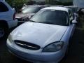 2001 Ford Taurus