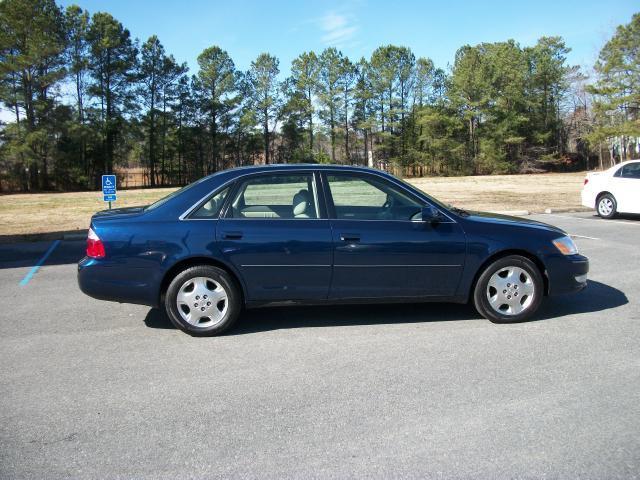 2004 Toyota Avalon