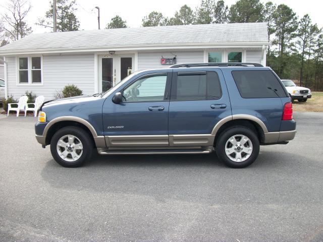 2004 Ford Explorer