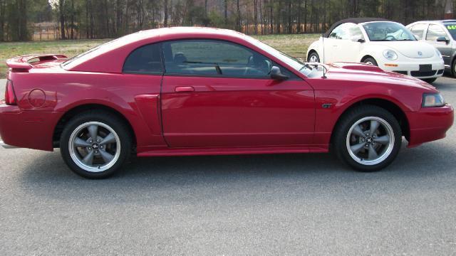 2002 Ford Mustang