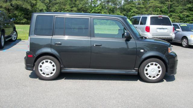 2006 Scion xB