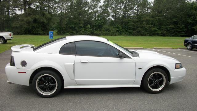 2002 Ford Mustang