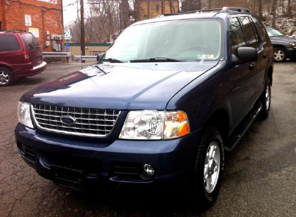 2004 Ford Explorer