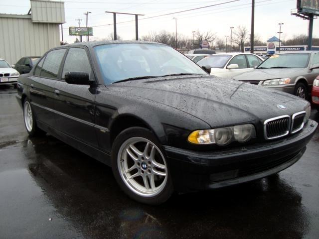 2001 BMW 7-Series
