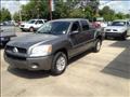 2006 Mitsubishi Raider