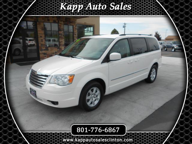 2010 Chrysler Town & Country