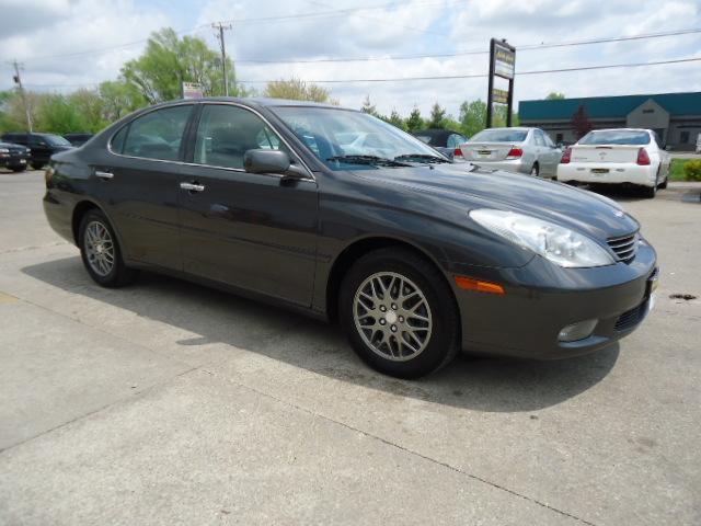 2004 Lexus ES 330