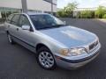 2000 Volvo V40