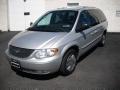 2004 Chrysler Town & Country