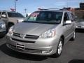 2004 Toyota Sienna