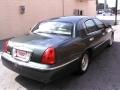 2000 Lincoln Town Car