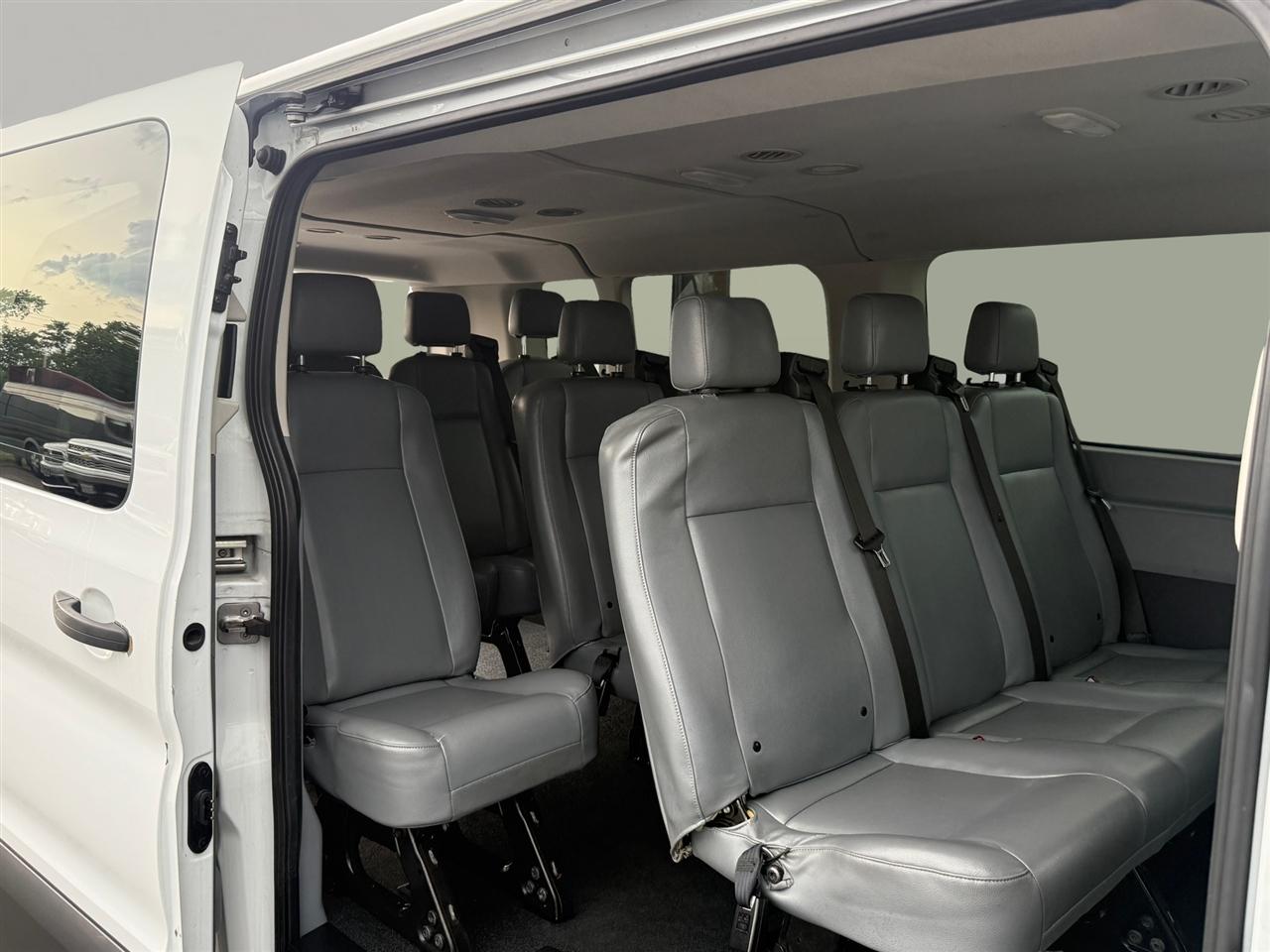 FordTransit Passenger Wagon8