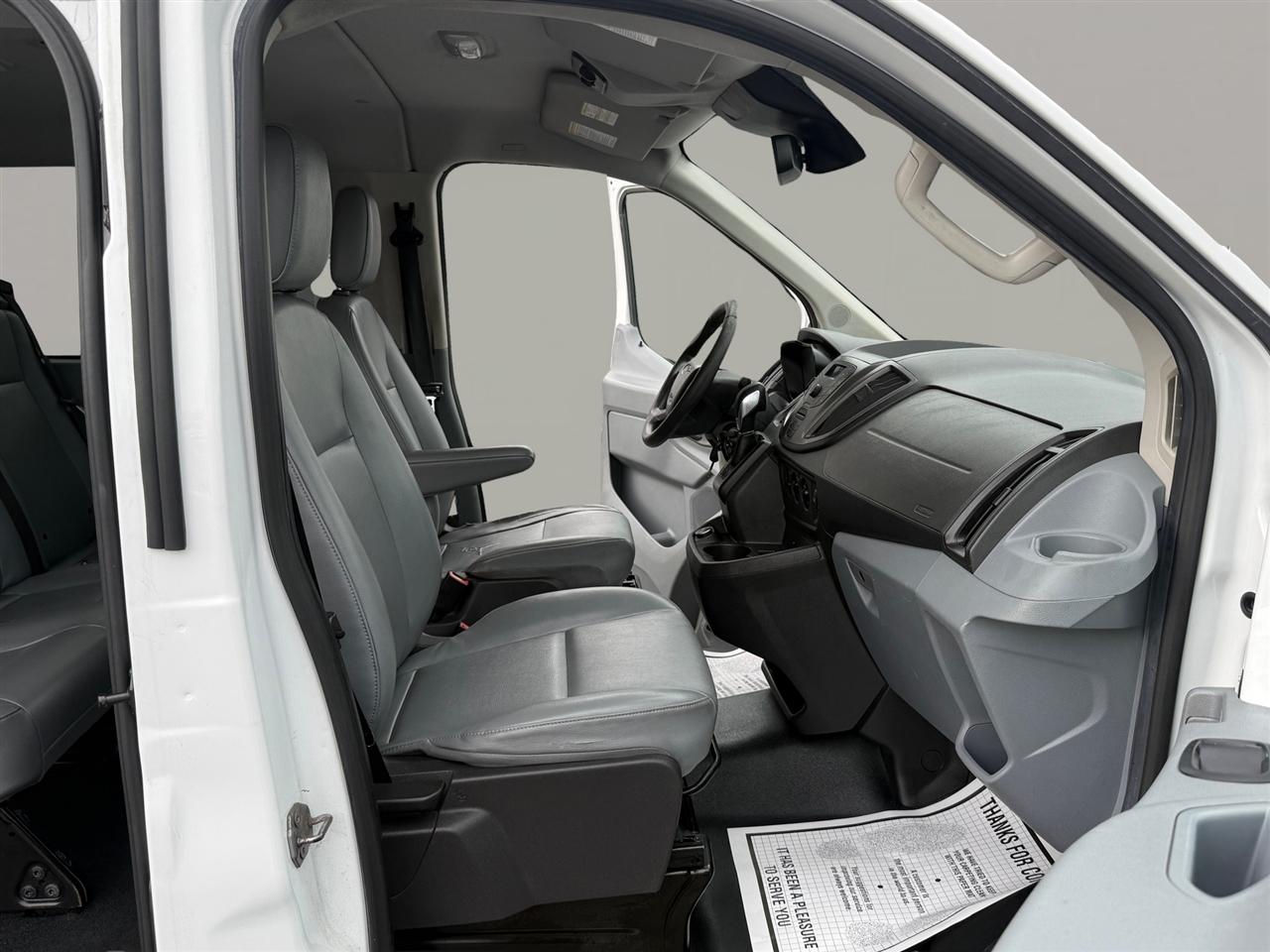 FordTransit Passenger Wagon9