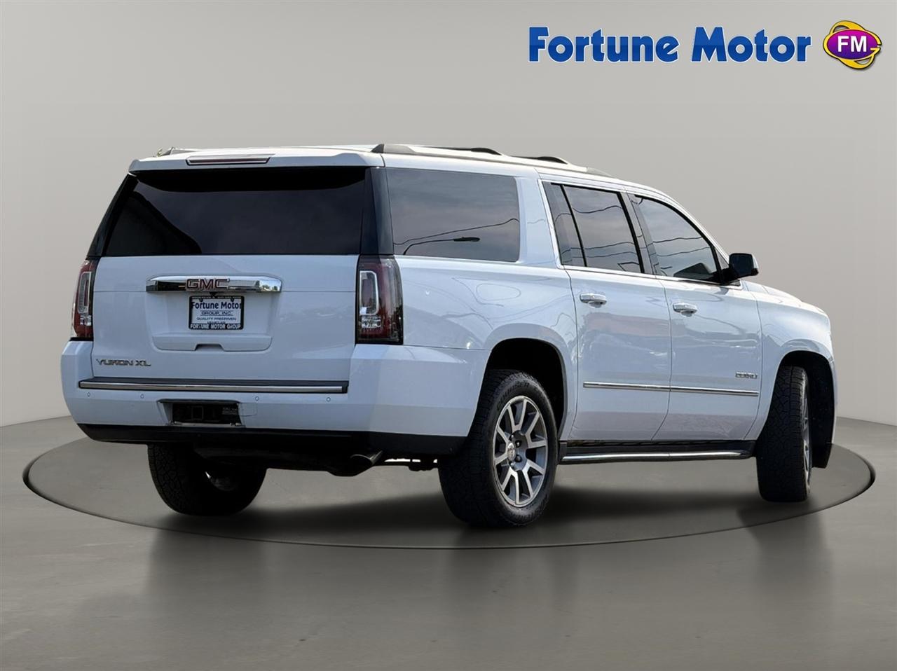 GMCYukon XL4