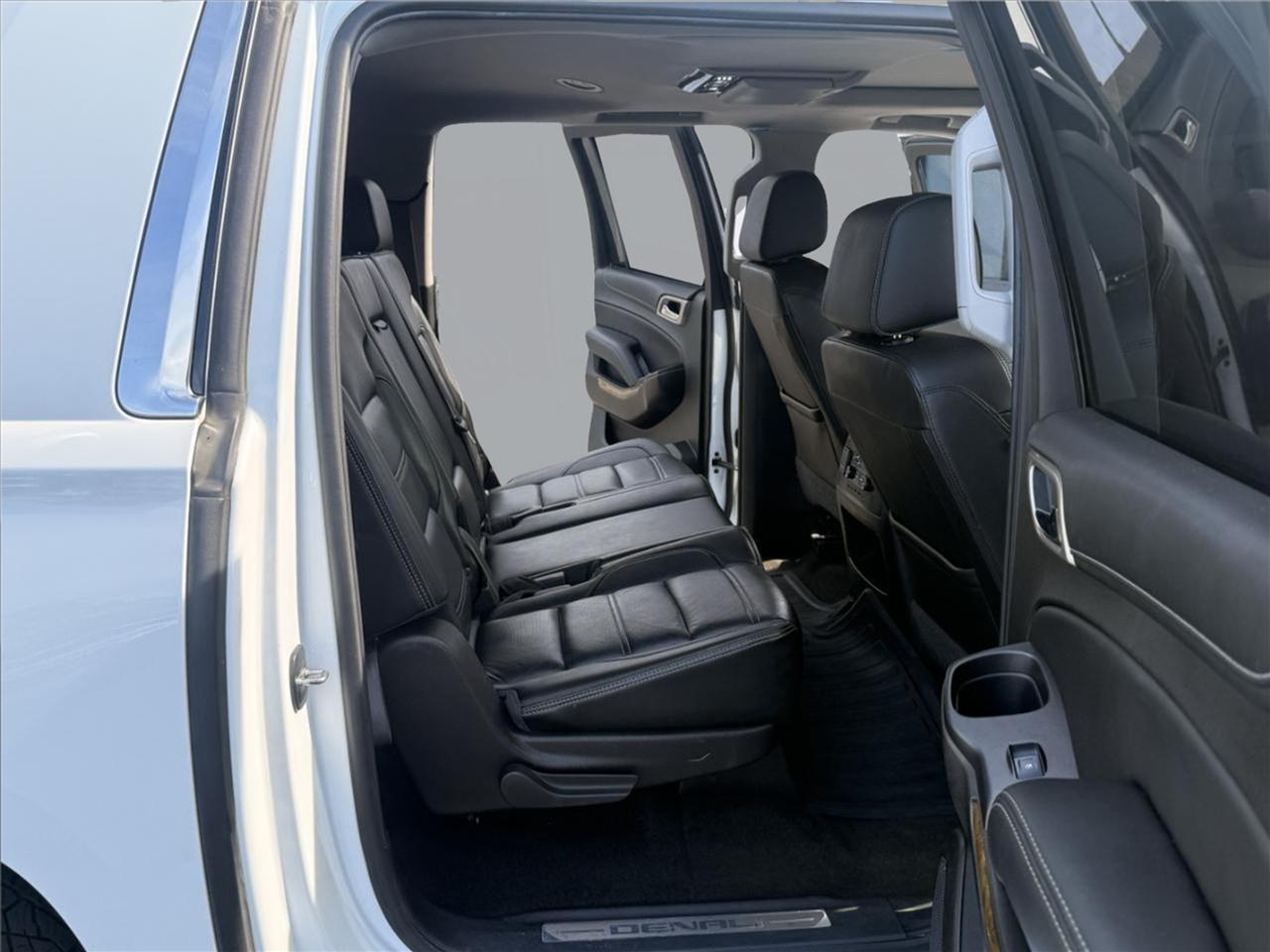 GMCYukon XL9