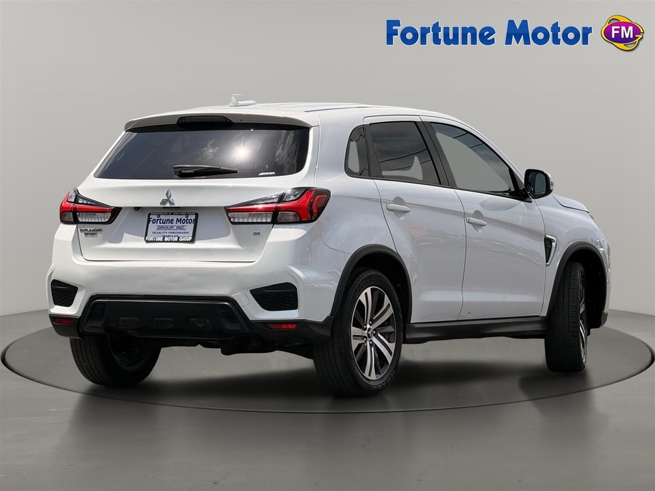 MitsubishiOutlander Sport4