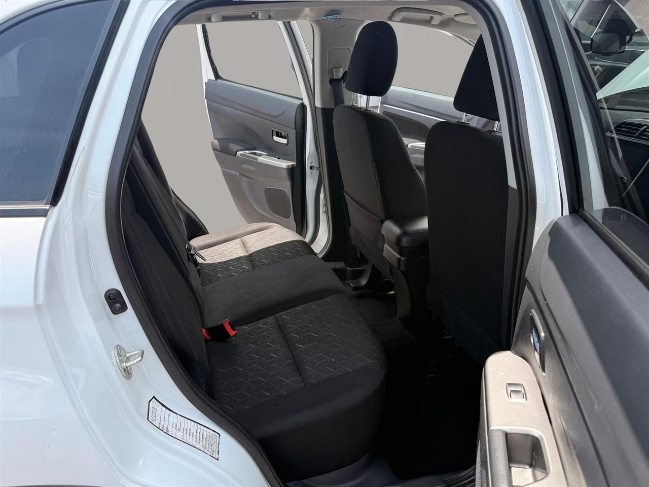MitsubishiOutlander Sport8
