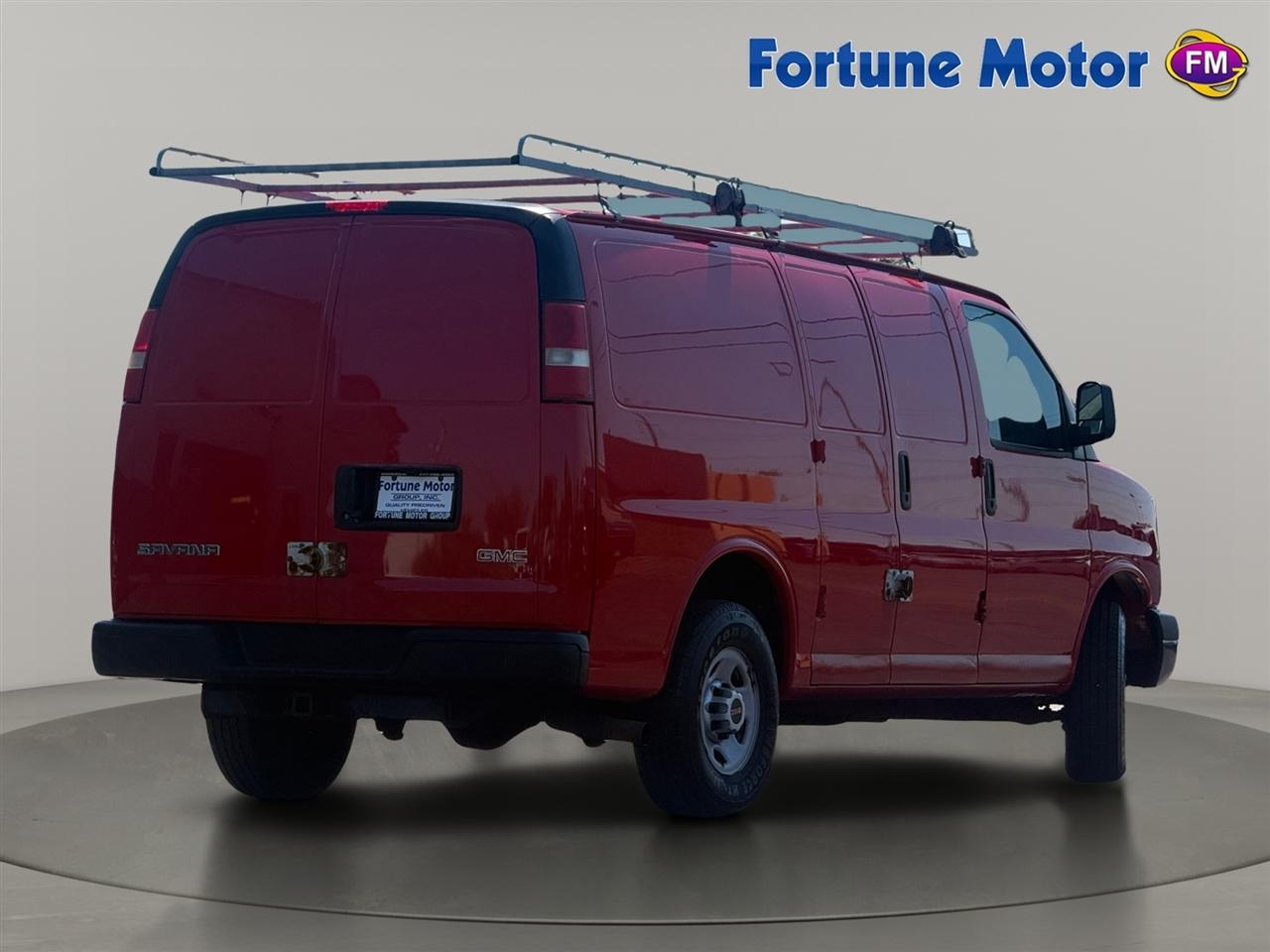 GMCSavana Cargo Van4