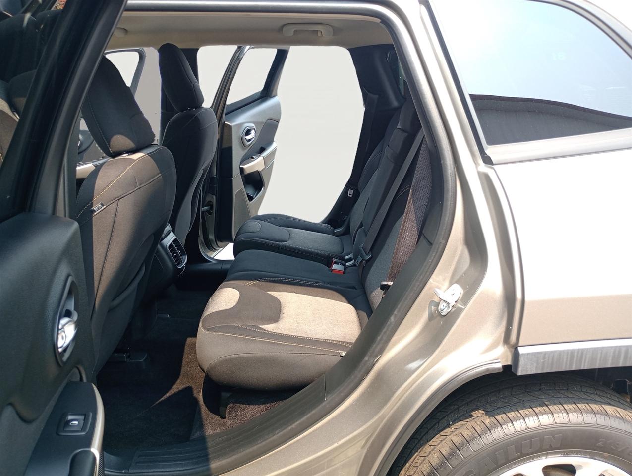 JeepCherokee7
