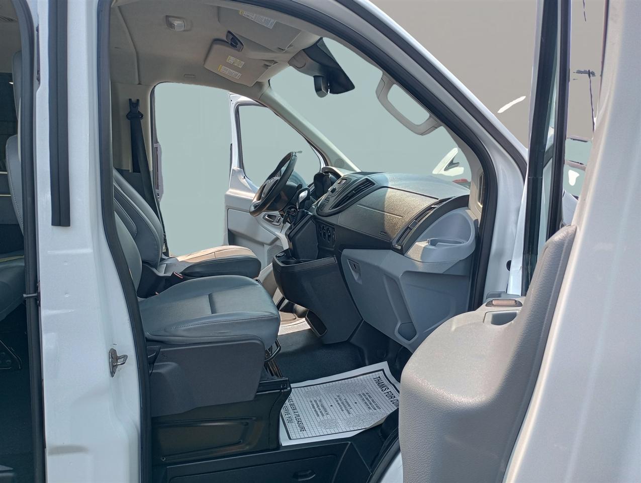 FordTransit Passenger Wagon11
