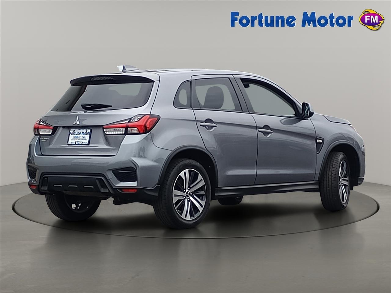 MitsubishiOutlander Sport4