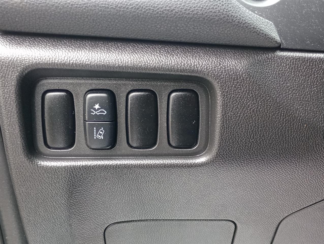 MitsubishiOutlander Sport18