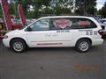 2004 Chrysler Town & Country