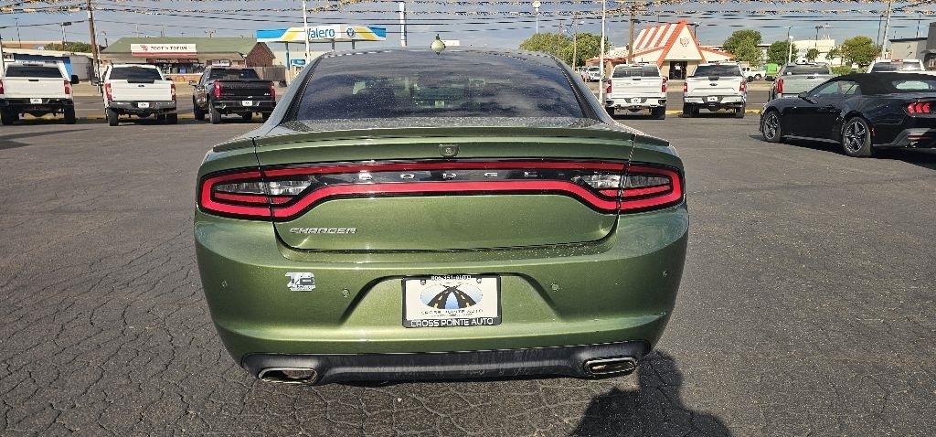 2020 Dodge Charger SXT RWD - 3