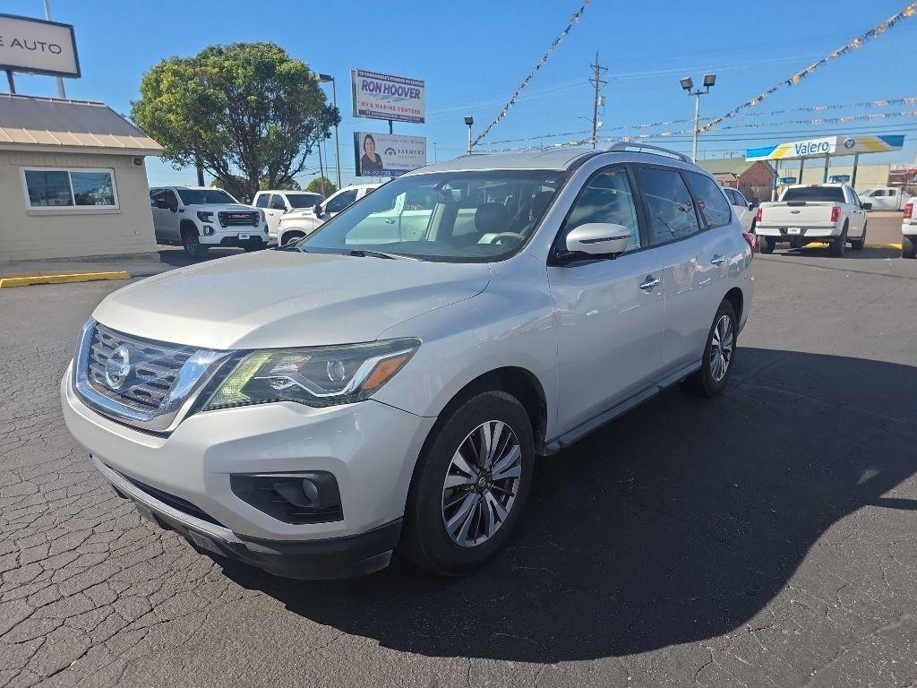 2017 Nissan Pathfinder photo 12 of 12