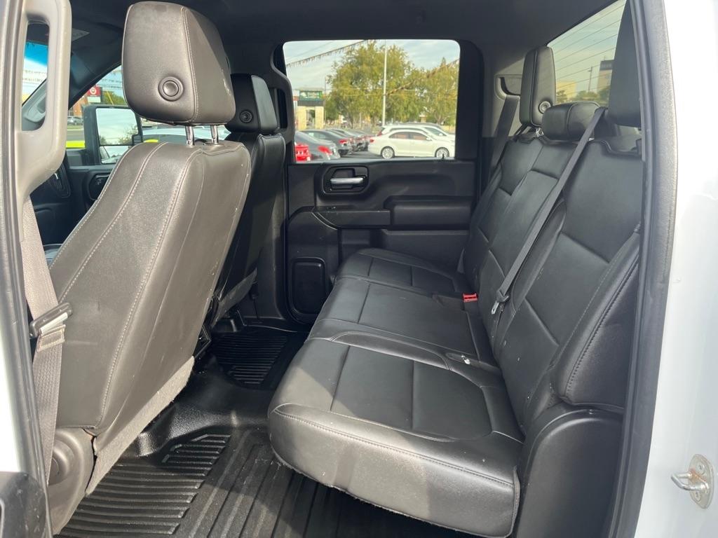2021 Chevrolet Silverado 2500HD photo 9 of 13