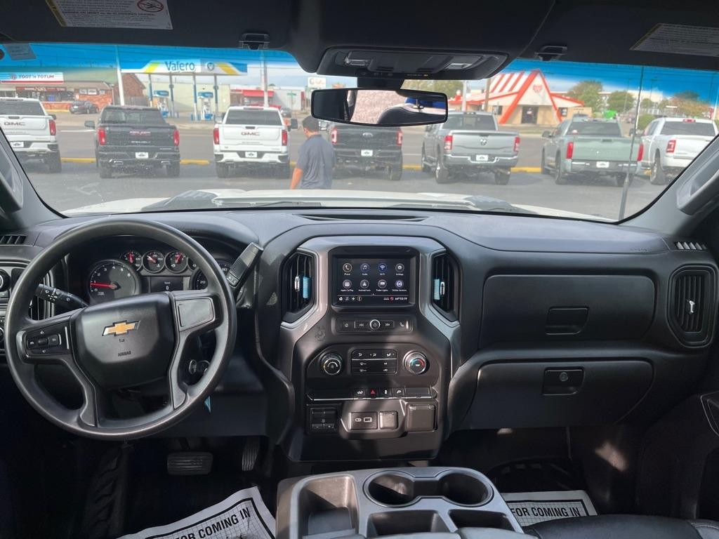 2021 Chevrolet Silverado 2500HD photo 10 of 13